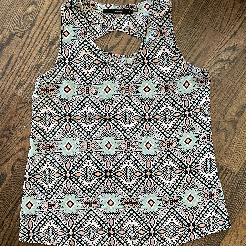 Patterned Open Back Sleeveless Top